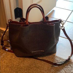 NWT - Dooney and Bourke Large City Barlow